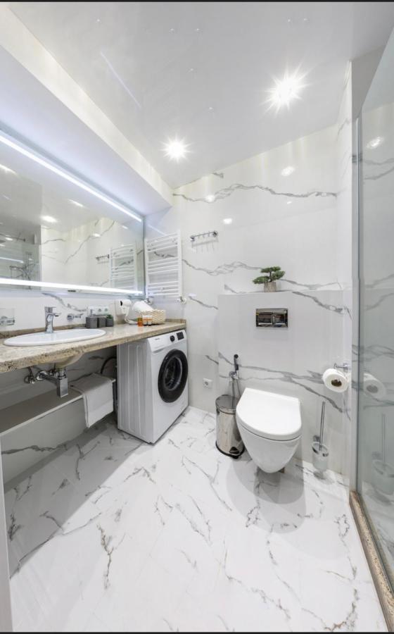 Ferienwohnung Crystal Deluxe, Four Seasons F2, New Gudauri Exterior foto