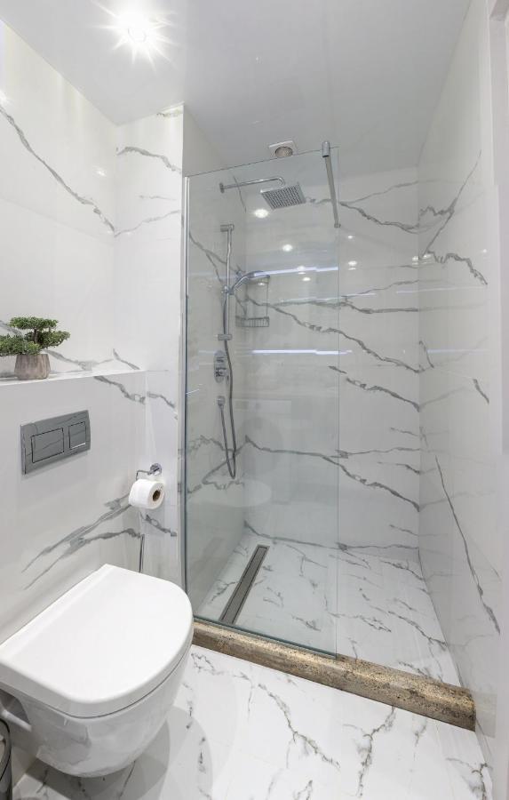 Ferienwohnung Crystal Deluxe, Four Seasons F2, New Gudauri Exterior foto